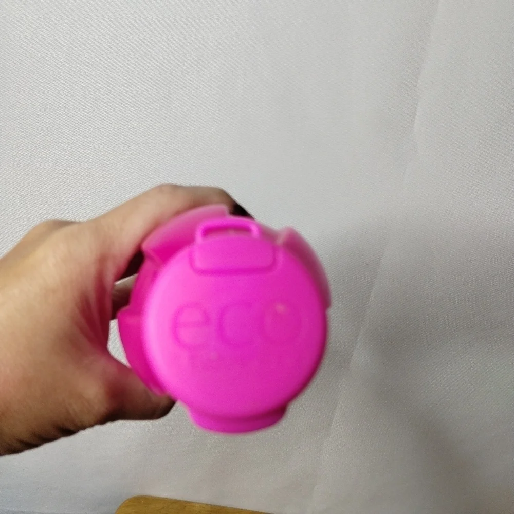 New Pink Tupperware ECO water bottle 16oz+
